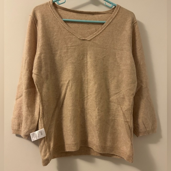 NEW!!! 100% Cashmere V Neck Pullover Melange Sweater - Picture 4 of 5